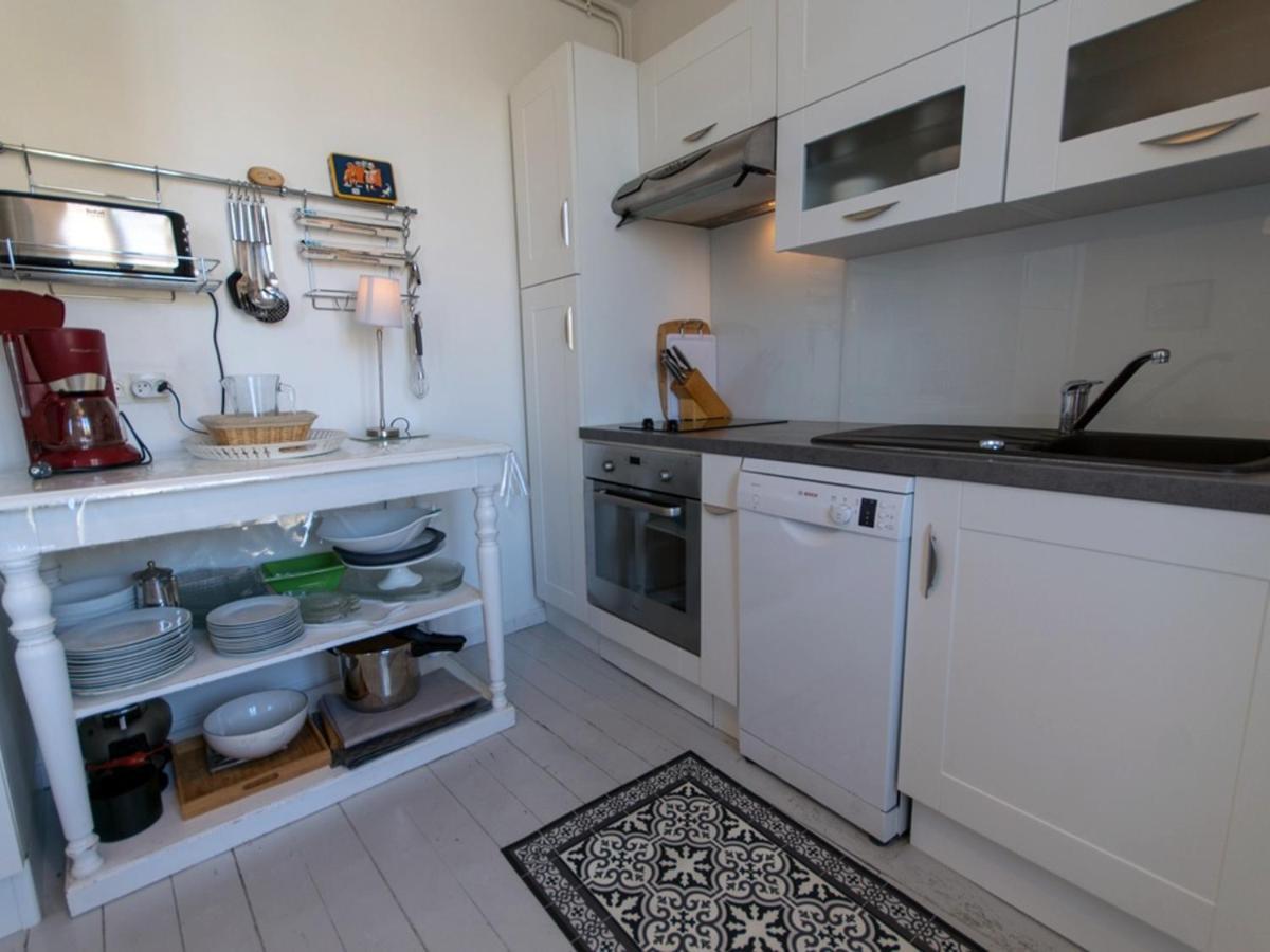 Appartement Renove Avec Vue Sur Mer Au Palais - Fr-1-418-80 Exteriör bild